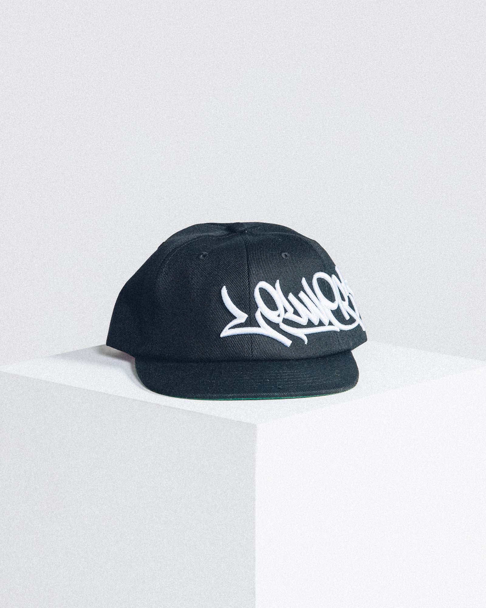 6-Panel Cap - Big Tag Script