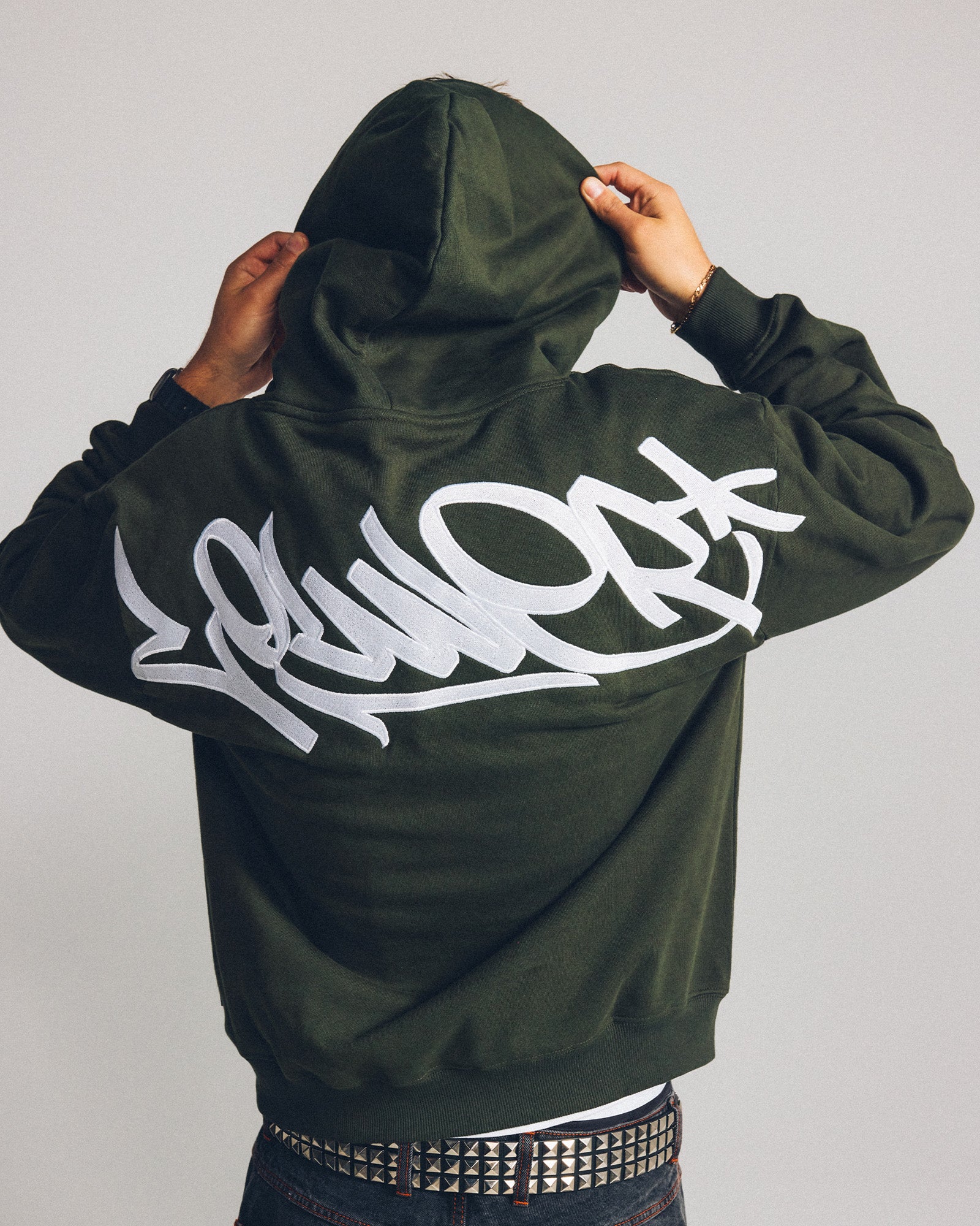 Billie Hood - Big Tag Script
